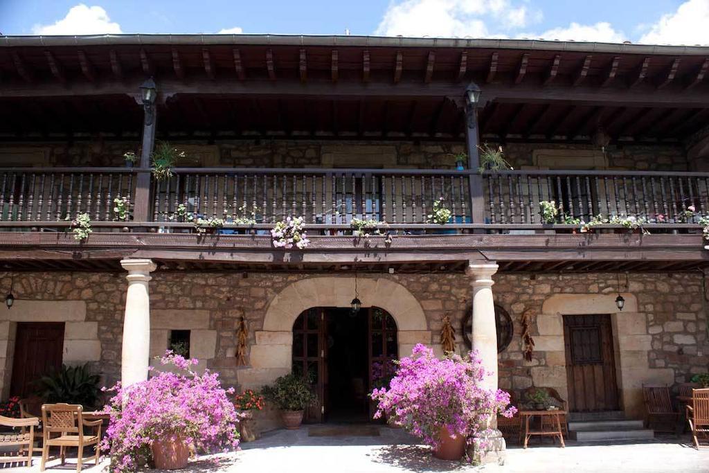 Hotel Casa Velarde Torrelavega Zewnętrze zdjęcie